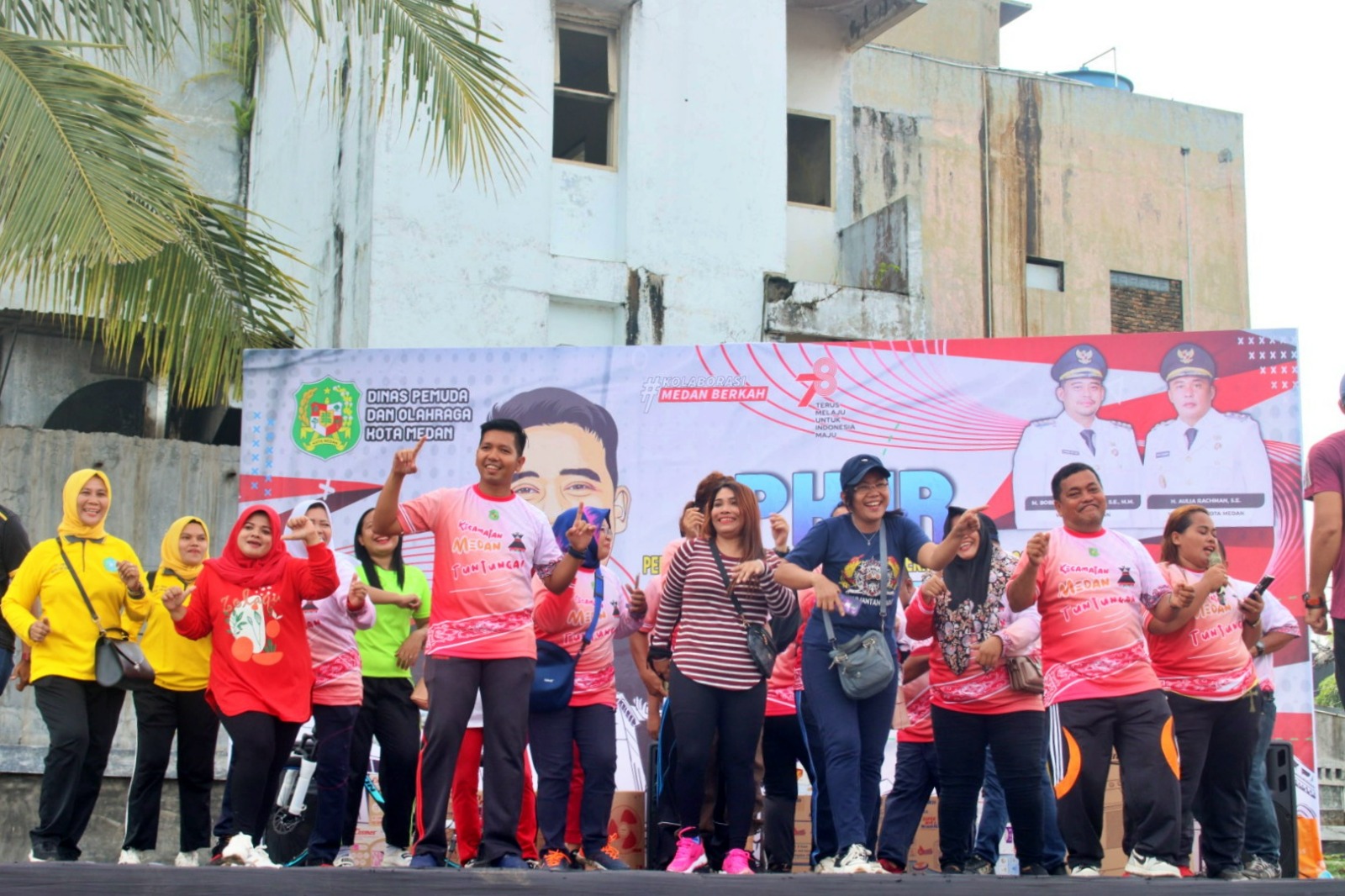 Tingkatkan kesegaran Jasmani Dengan Senam Bersama Tiga Kecamatan